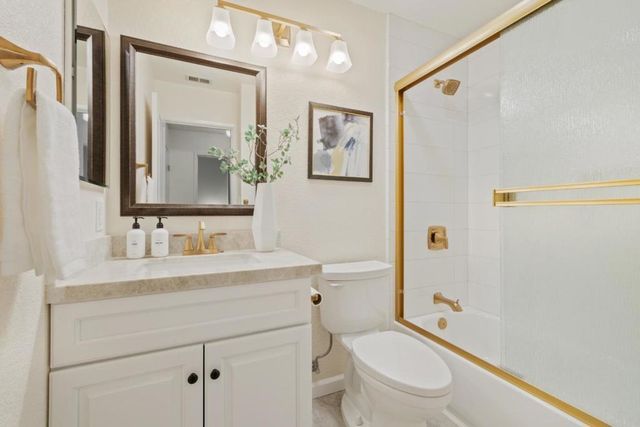 1054 Cedar Gables Drive, San Jose, CA 95118