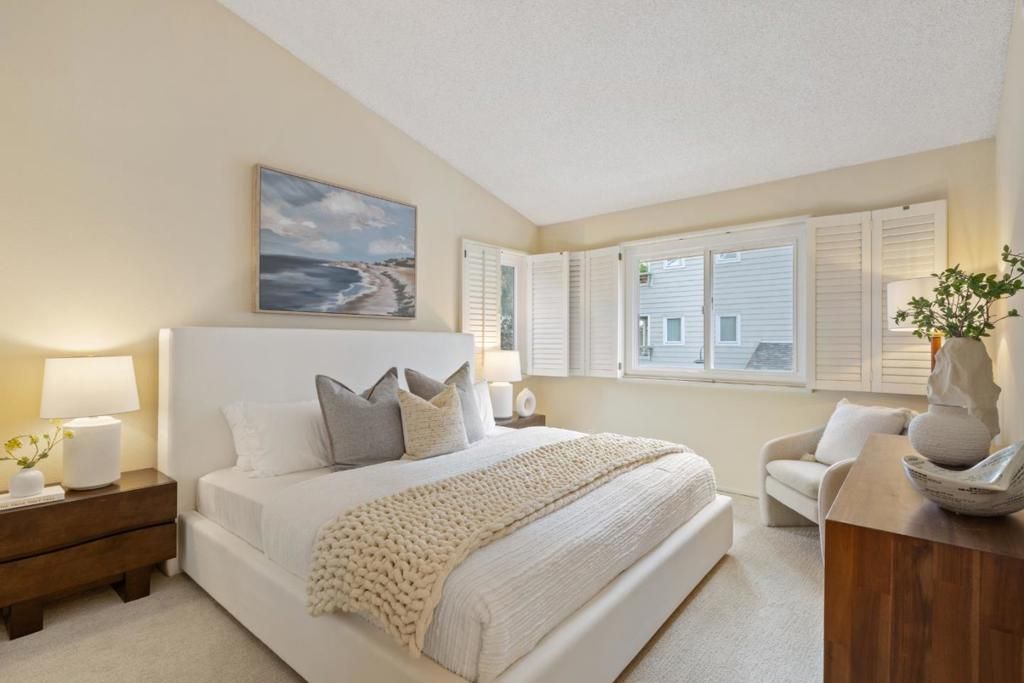 Image 16 of property listing at 1054 Cedar Gables Drive, San Jose, CA 95118