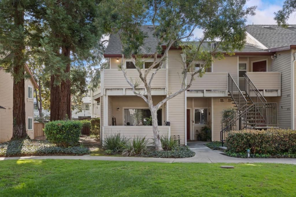 Image 2 of property listing at 1054 Cedar Gables Drive, San Jose, CA 95118