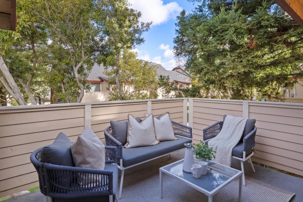 Image 7 of property listing at 1054 Cedar Gables Drive, San Jose, CA 95118