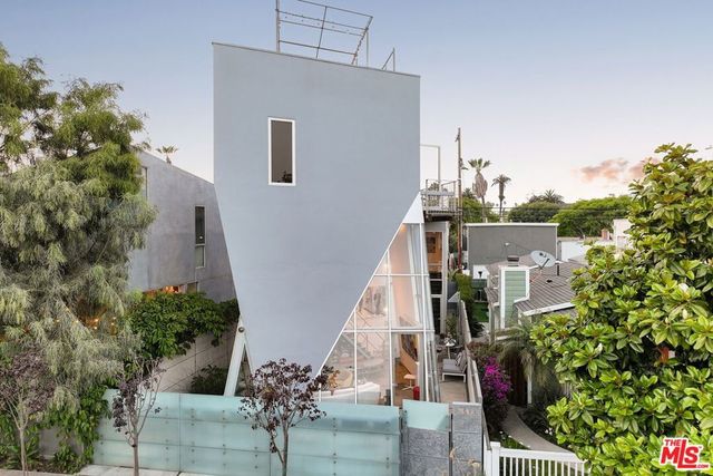 513 Grand Boulevard, Venice, CA 90291