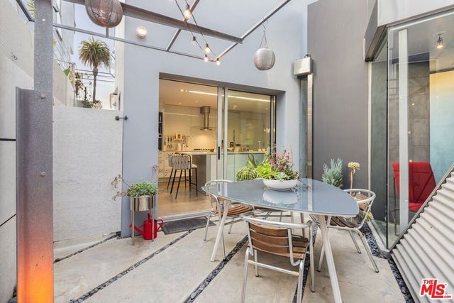 513 Grand Boulevard, Venice, CA 90291