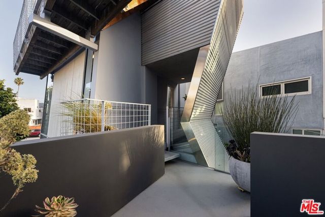 513 Grand Boulevard, Venice, CA 90291