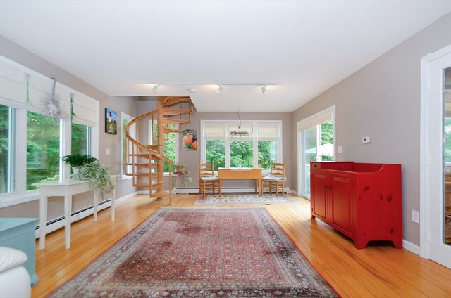 4 Wilson St, Wareham, MA 02571