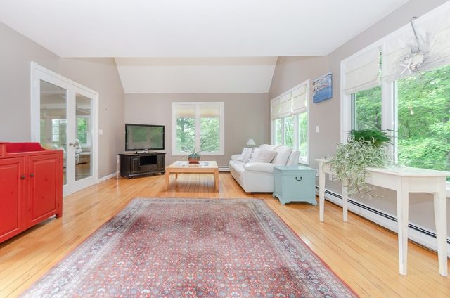 4 Wilson St, Wareham, MA 02571