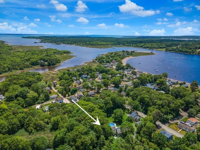 4 Wilson St, Wareham, MA 02571