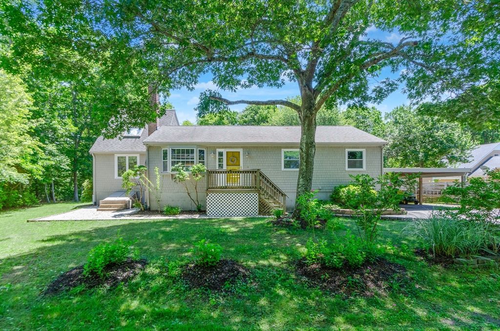 4 Wilson St, Wareham, MA 02571