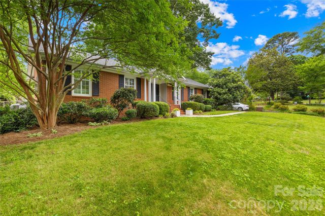 2310 Rocky Knoll Drive, Charlotte, NC 28210