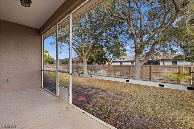 1921 NW 20th ST, Cape Coral, FL 33993