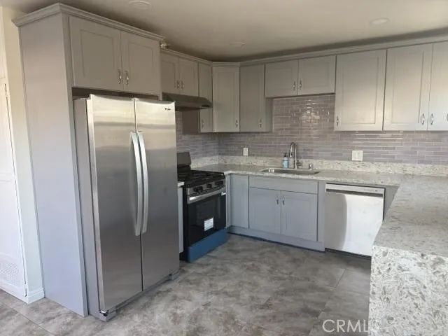 2563 W. Cressent, Anaheim, CA 92801