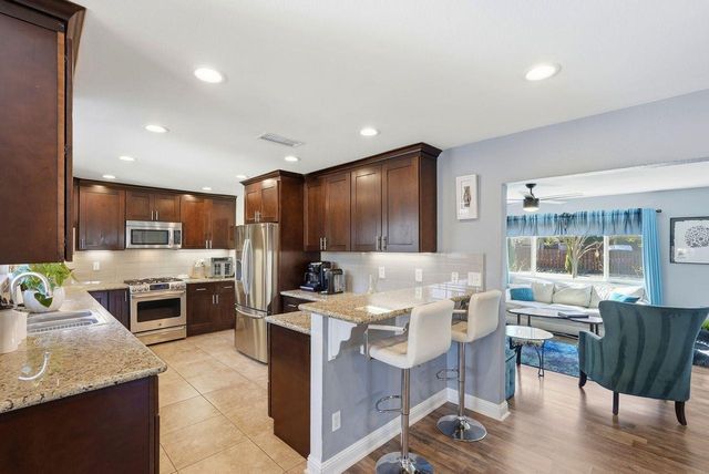 4623 Hazelwood Ave, Sacramento, CA 95821