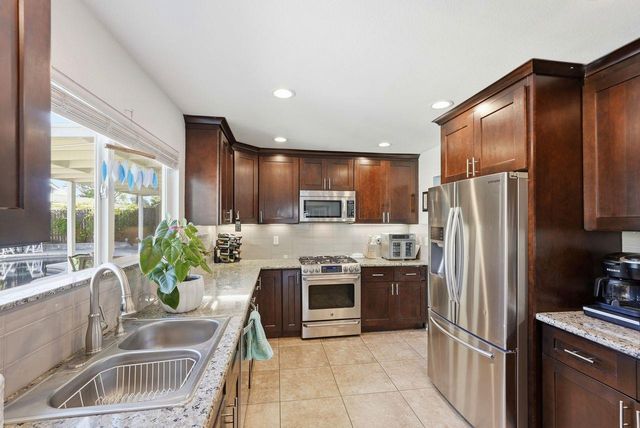 4623 Hazelwood Ave, Sacramento, CA 95821