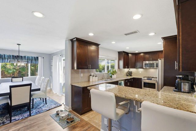 4623 Hazelwood Ave, Sacramento, CA 95821