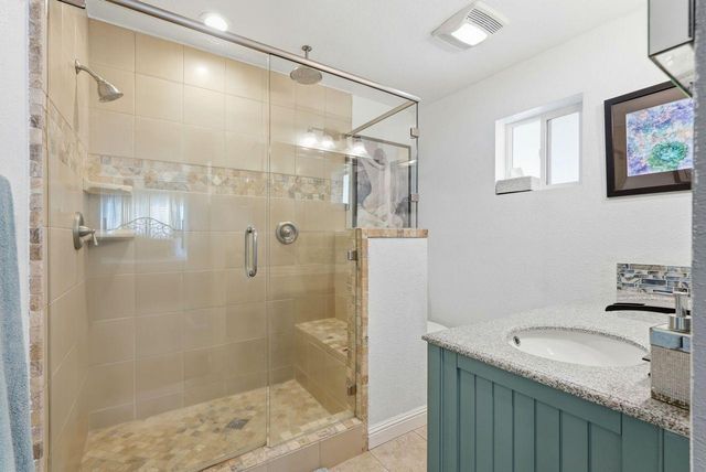 4623 Hazelwood Ave, Sacramento, CA 95821