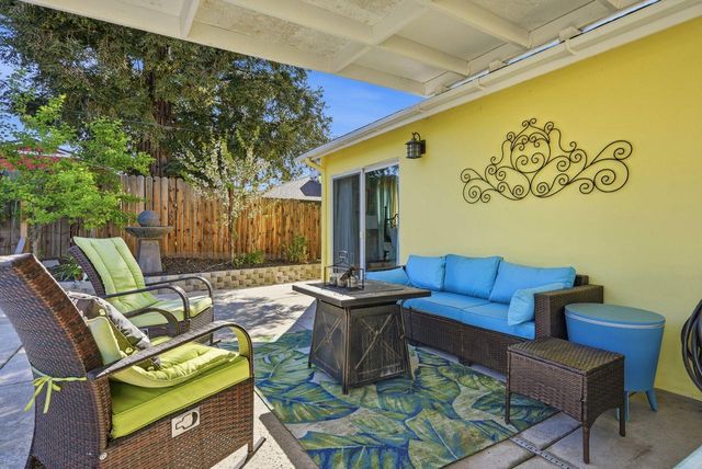 4623 Hazelwood Ave, Sacramento, CA 95821