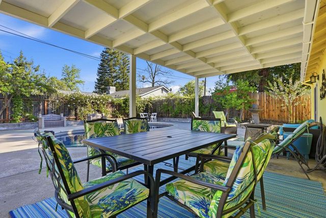 4623 Hazelwood Ave, Sacramento, CA 95821