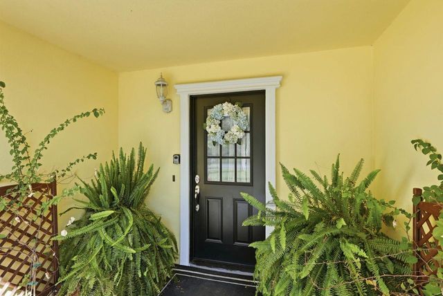 4623 Hazelwood Ave, Sacramento, CA 95821