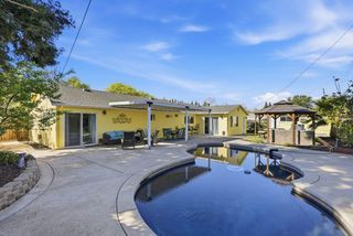 4623 Hazelwood Ave, Sacramento, CA 95821