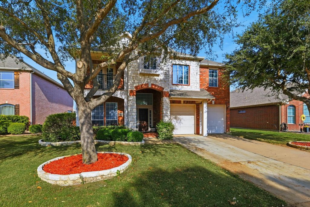 2812 Tranquilo Drive, Grand Prairie, TX 75054