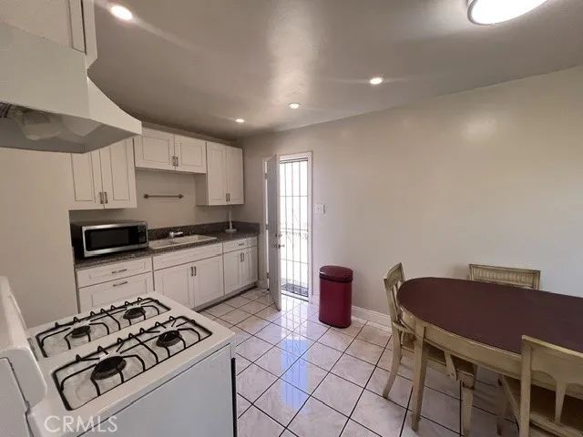 3818 W 111TH Place, Inglewood, CA 90303