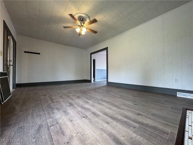 419 Saint Clair Avenue, Cadiz, OH 43907