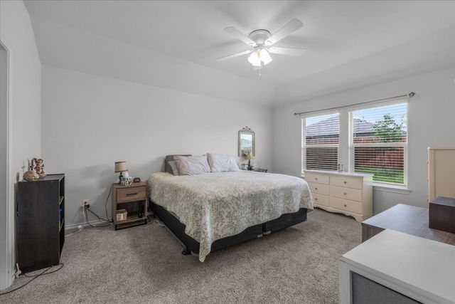 513 Derby Lane, Springtown, TX 76082