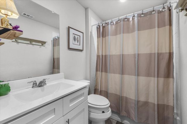 513 Derby Lane, Springtown, TX 76082