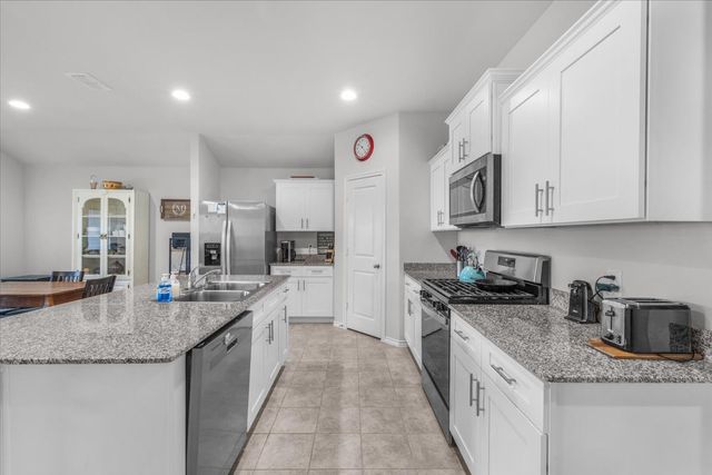513 Derby Lane, Springtown, TX 76082