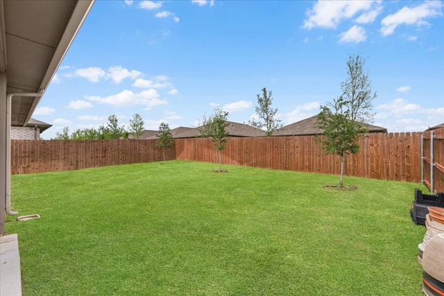 513 Derby Lane, Springtown, TX 76082