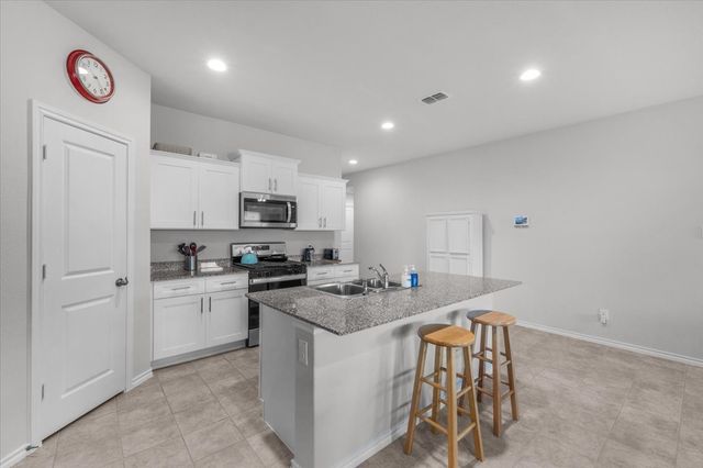 513 Derby Lane, Springtown, TX 76082