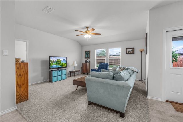 513 Derby Lane, Springtown, TX 76082