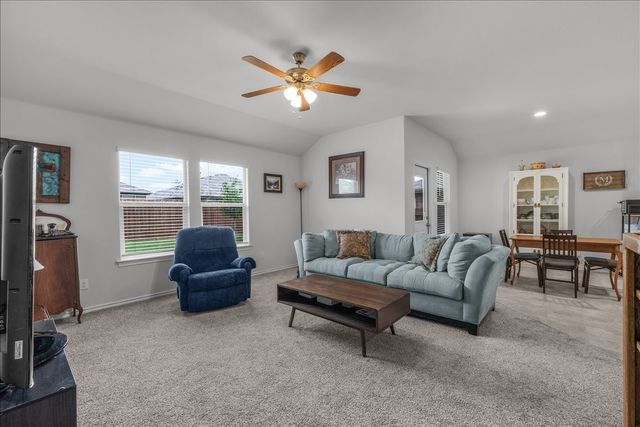 513 Derby Lane, Springtown, TX 76082