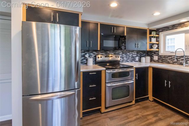 1834 Fairview Street, Birmingham, MI 48009