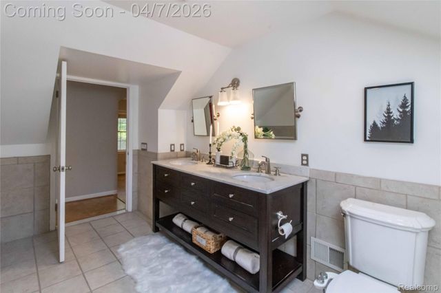 1834 Fairview Street, Birmingham, MI 48009