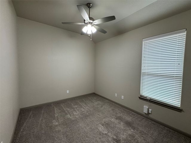 3205 Windcrest Drive, Granbury, TX 76049