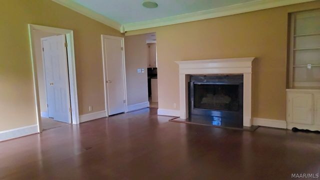 3033 Willow Lane Drive, Montgomery, AL 36109