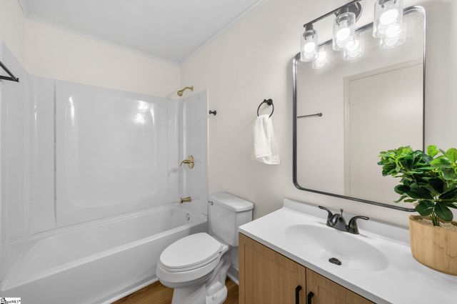 100 Whitener Avenue, Spartanburg, SC 29306