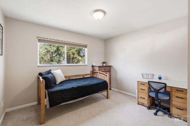 2236 N Bryson Rd, Boise, ID 83713