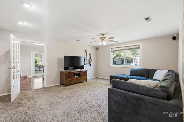 2236 N Bryson Rd, Boise, ID 83713