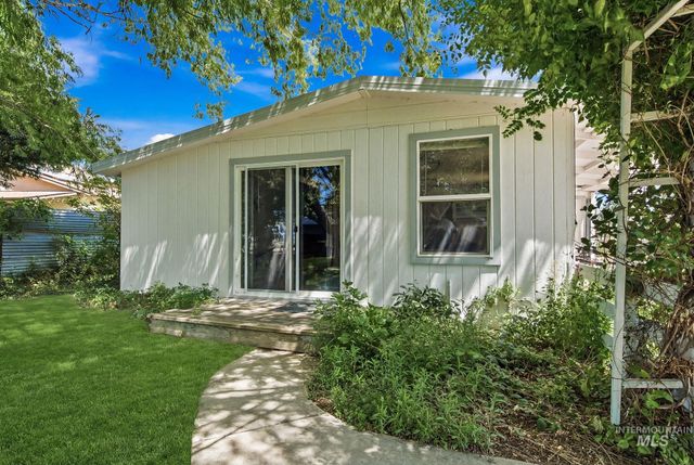 2236 N Bryson Rd, Boise, ID 83713