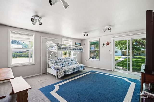 2236 N Bryson Rd, Boise, ID 83713
