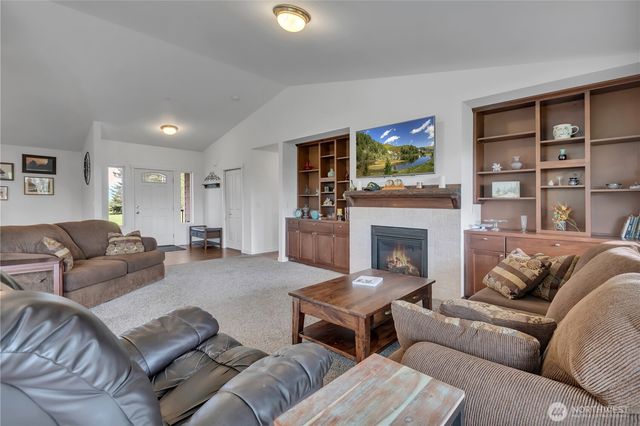 25906 272nd Avenue SE, Ravensdale, WA 98051