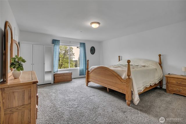 25906 272nd Avenue SE, Ravensdale, WA 98051