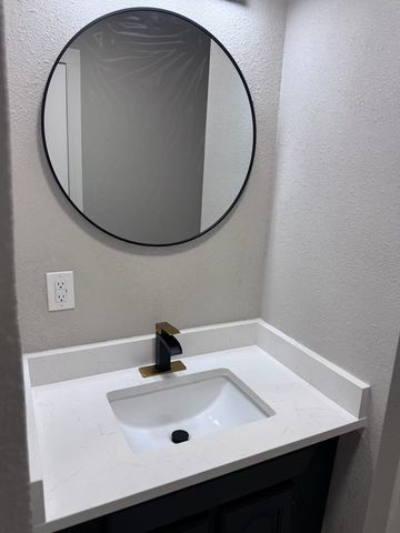 907 E 15th St, Big Spring, TX 79720