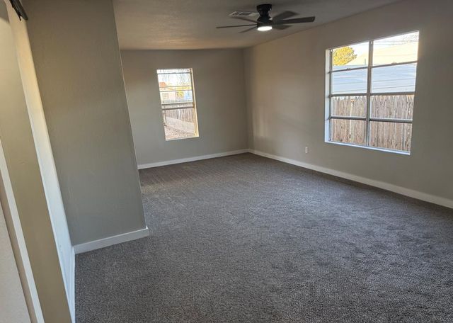 907 E 15th St, Big Spring, TX 79720