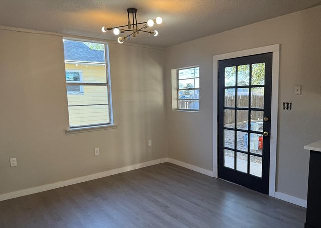 907 E 15th St, Big Spring, TX 79720