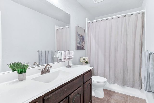 11800 Bexley Drive, Burleson, TX 76028