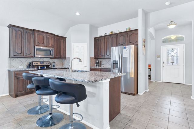 11800 Bexley Drive, Burleson, TX 76028