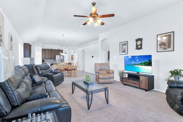 11800 Bexley Drive, Burleson, TX 76028