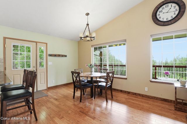 8766 W Barrett Dr, Rathdrum, ID 83858